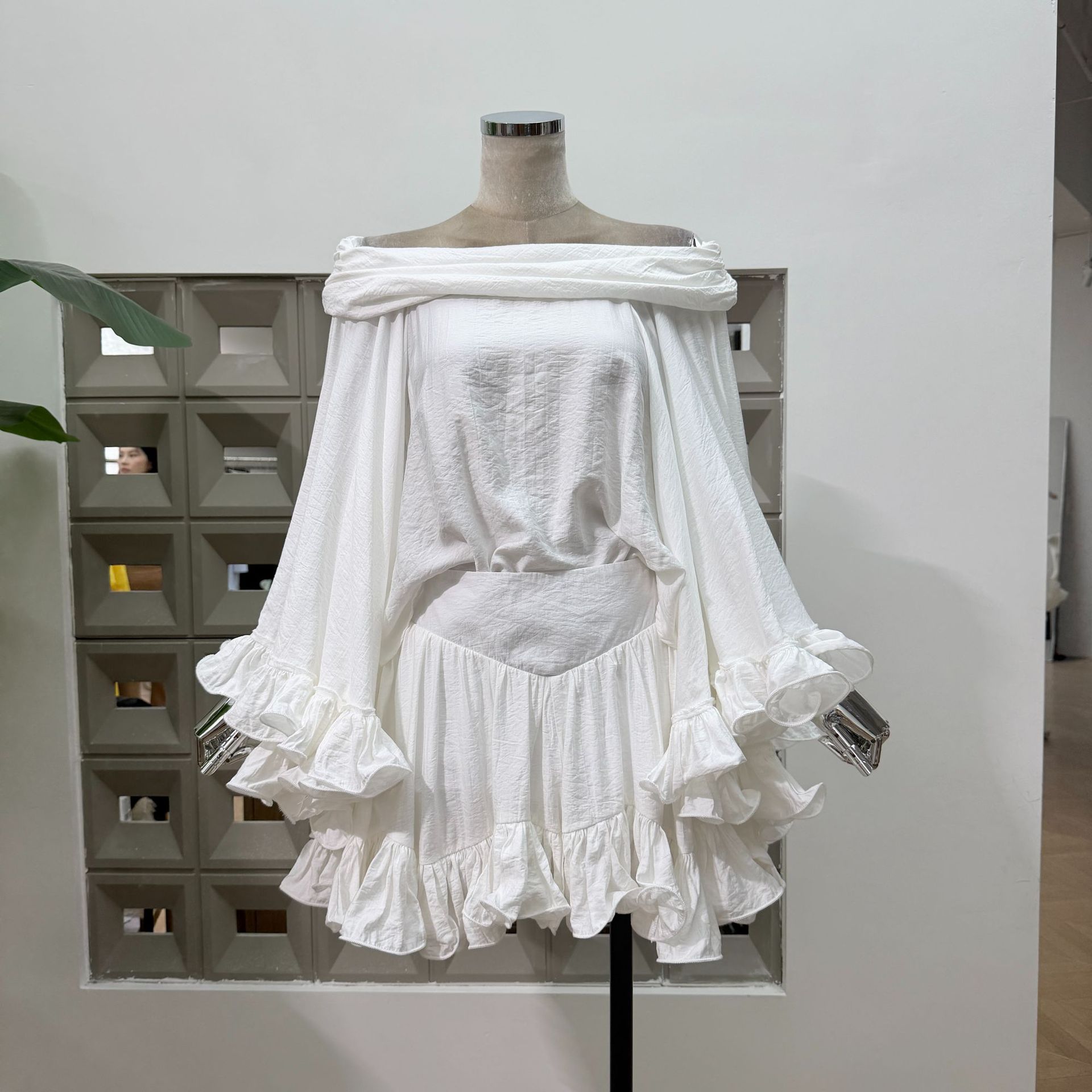 Home Office For Two - Summer Solid Color Ruffled Loose Two-piece