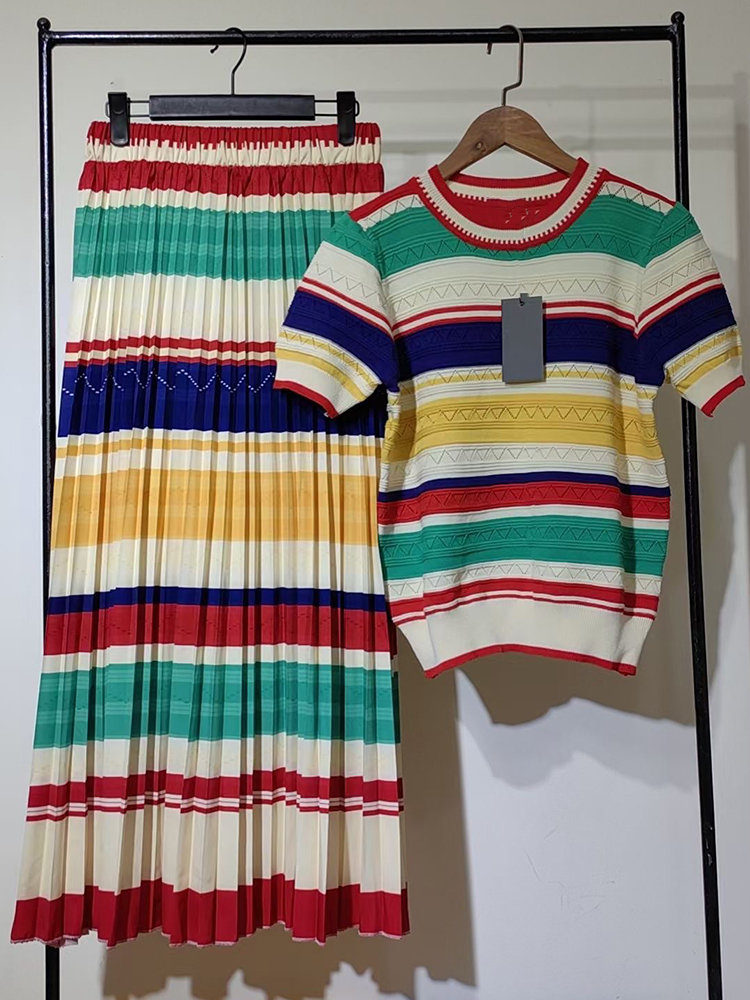 Retrowomen's spring/summer new - огляд і ціна Home Office For Two