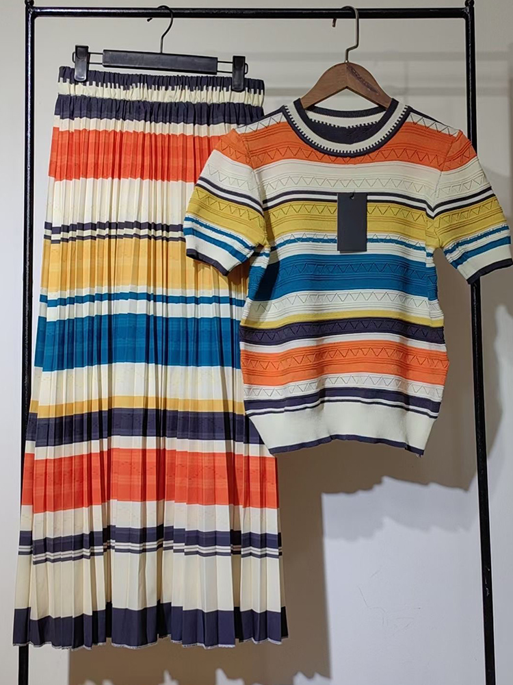 Retrowomen's spring/summer new - огляд і ціна Home Office For Two